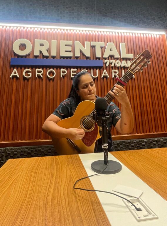 Diana Ramundey nos presentó "Zamba Madre" en La Peña del Fogón.