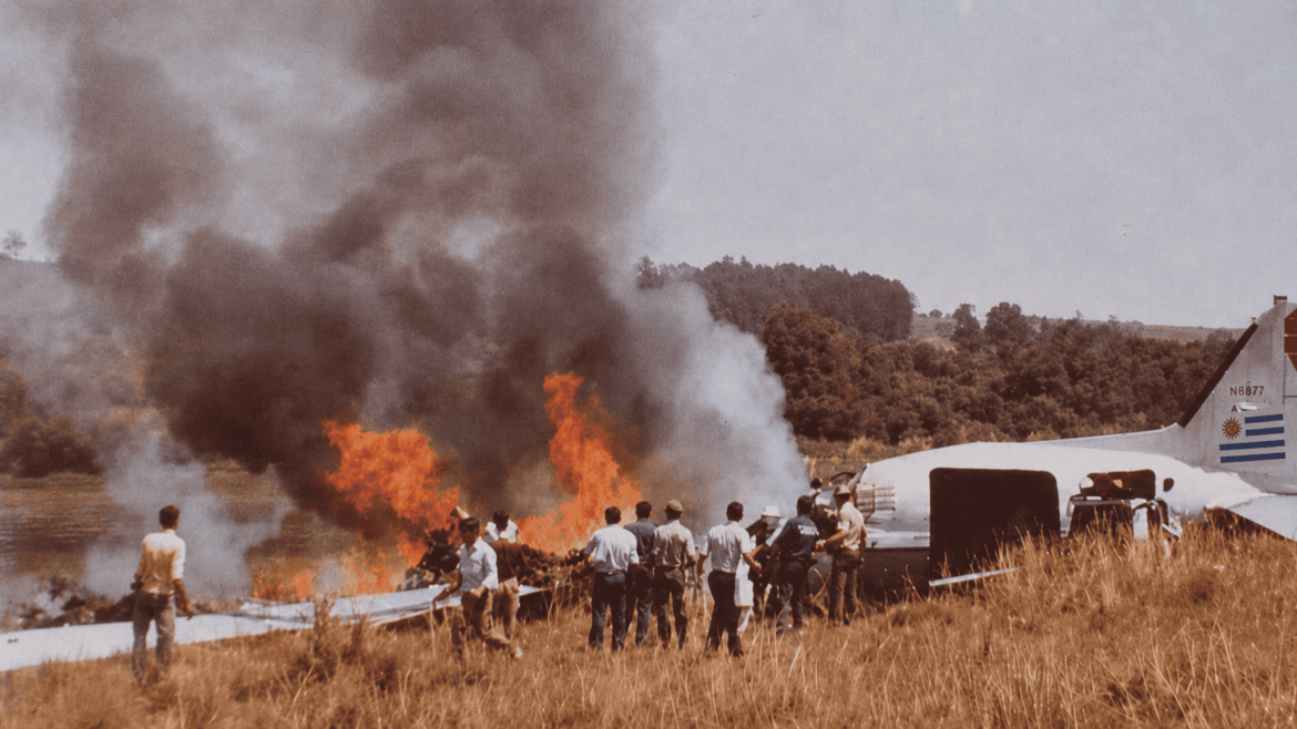 El libro "Aquel Humo Negro" relata la mayor tragedia aérea del Uruguay ocurrida en Artigas.